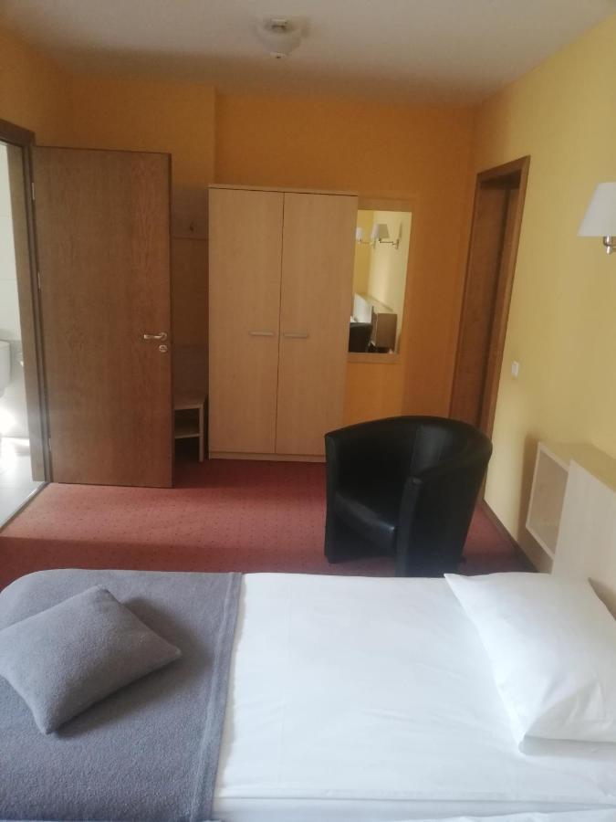 Hotel Senas Namas Αλίτους Εξωτερικό φωτογραφία