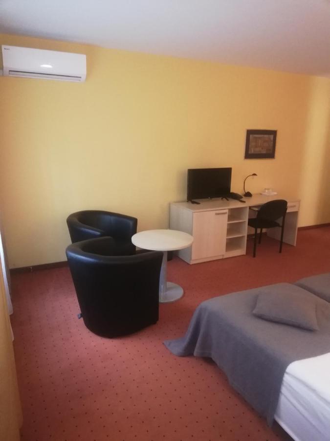Hotel Senas Namas Αλίτους Εξωτερικό φωτογραφία